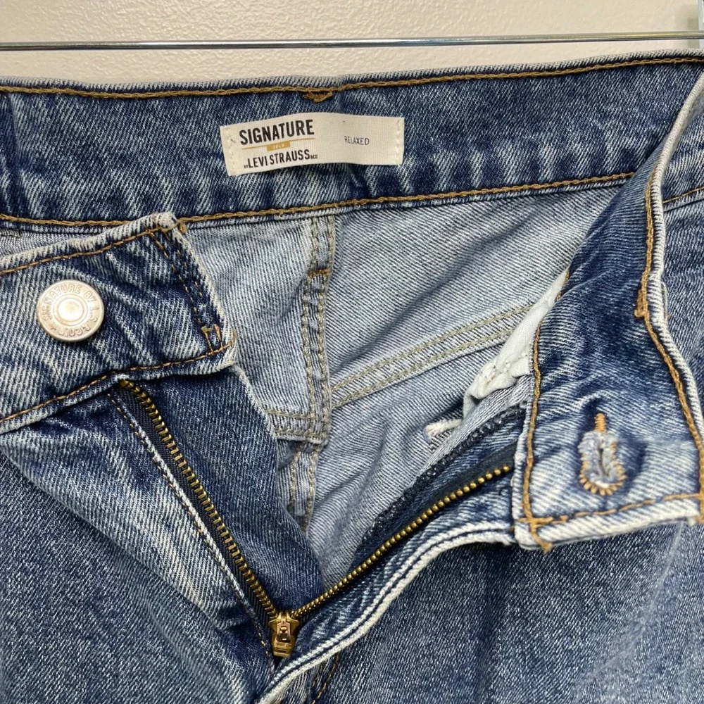 Signature Gold by Levi Strauss Mens Relaxed Fit Medium Wash Jeans W30 L30 Casual